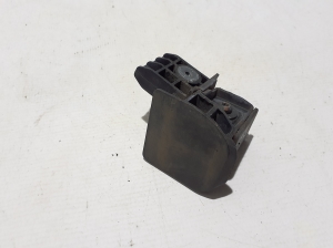 Other part under the hood - 9Y0807712