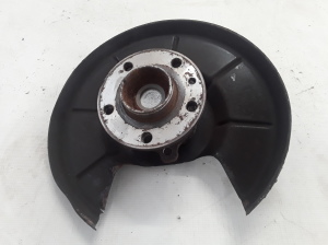  Rear hub 