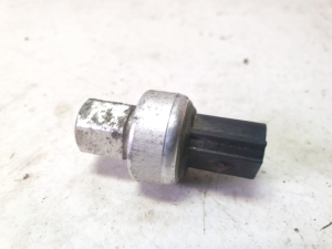 A/C condenser sensor - BT4319D594AA