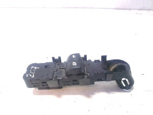 Peugeot 207 (2006–2015) Fensterheberschalter vorne 9654858877 - 3