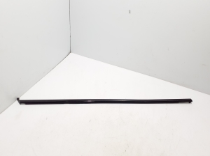 Front door outer window molding - 9Y3837476C