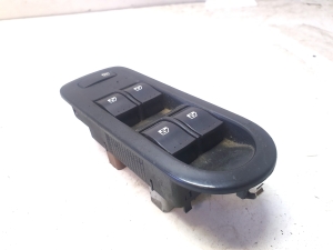 RENAULT Scenic (2003–2010) Fensterheberschalter vorne 156018070 - 5