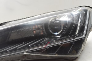 Skoda Superb (2015–2026) Esituli 3V2941015A - 4