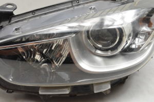 Mazda CX-5 (2011–2017) Esituli KD3151040 - 10