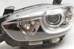 Mazda CX-5 (2011–2017) Esituli KD3151040 - 8