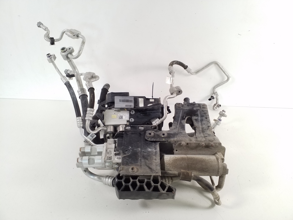 AUDI e-tron SUV (2018–2026) Muu radiaator 4M0816413A AUDI e-tron SUV (2018–2026) Muu radiaator 4M0816413A