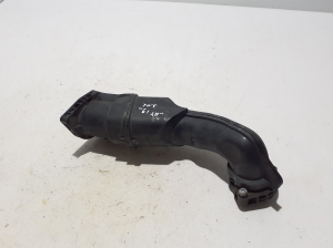 Porsche Cayenne (92A) (2017–2026) Vahejahuti voolik 06M145673DA - 3