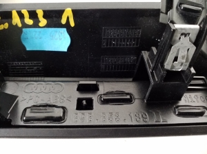 AUDI Q4 e-tron I (2021–2026) Dashboard trim 89B853189LL - 2