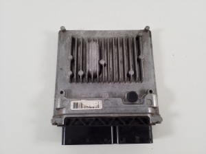 Mercedes Benz A-Class 176 (2012–2018) Motorsteuergerät A6519009402 - 2