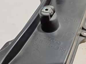 VOLVO XC90 (2015–2024) Front fender bracket 31391778 - 2