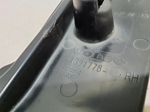 VOLVO XC90 (2015–2024) Front fender bracket 31391778 - 2