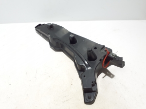 VOLVO XC90 (2015–2024) Front fender bracket 31391777 - 3
