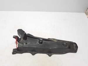 Halter Kotflügel vorne - 31391777