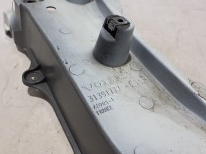 VOLVO XC90 (2015–2024) Front fender bracket 31391777 - 3