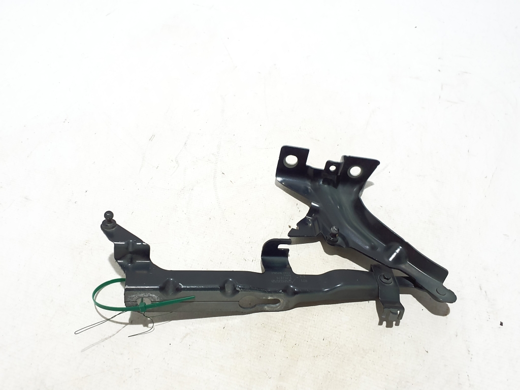 VOLVO XC90 (2015–2024) Hood hinge 31352879 VOLVO XC90 (2015–2024) Hood hinge 31352879