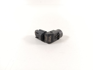 Suzuki Vitara LY (2014–2026) Front parking sensor BOT08230100A - 2