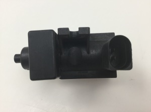 AUDI A6 C5 (1997–2005) Magnetventil 8E0906628A - 4