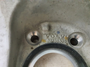 VOLVO C 40 I (2022–2026) Front wheel hub 32246336 - 4