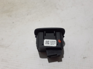 VOLVO XC90 (2015–2024) Other switch 31399328 - 3