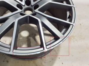 AUDI Q7 (2015–2026) Felge 4M0601025CG - 3