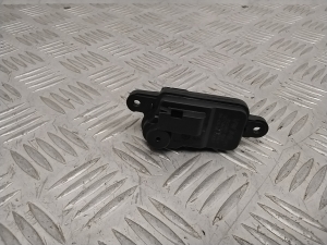 Verrou de bouchon de remplissage de carburant - 8VO862159A