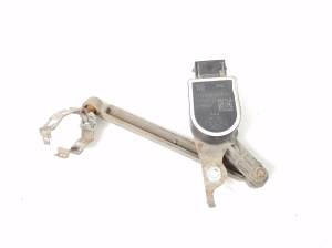 Niveausensor vorne - 6860843