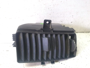 Mercedes Benz Sprinter /906/ (2006–2018) Dashboard air vent grilles A9068300154 - 3
