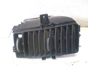 Dashboard air vent grilles - A9068300054