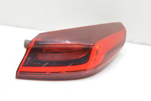 Kia XCEED I (2019–2026) Eckleuchte hinten 92402J7350 - 2