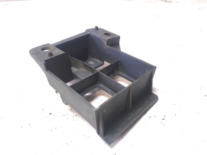 Mercedes Benz Sprinter /906/ (2006–2018) Front bumper bracket A9068850163 - 4
