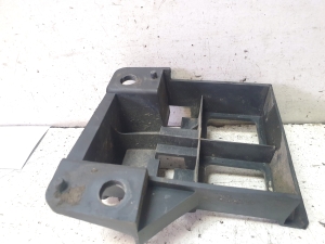 Mercedes Benz Sprinter /906/ (2006–2018) Front bumper bracket A9068850265 - 4