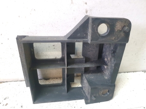 Front bumper bracket - A9068850265