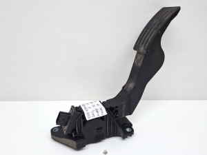   Gaspedal  - JX619F836AC 