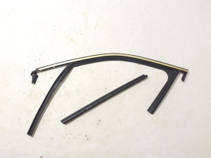   Front door rubber seal  - 803313603R 