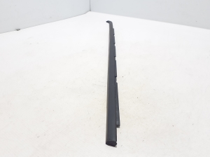 RENAULT 5- I (2024–2026) Rear side door outer window molding 828335706R - 2