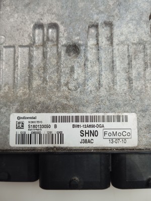 Ford Focus (2011–2018) Engine control unit BV6112A650DGA - 4