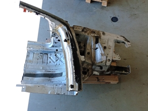 Quart avant de la carrosserie - 