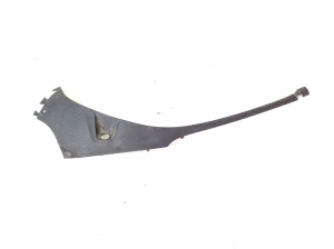   Esitule muu osa  - 95B807174A 