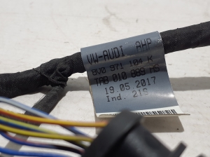 AUDI A3 8V (2012–2020) Rear parking sensor cable 8V0971104K - 3