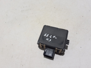 AUDI A3 8V (2012–2020) Pimeda nurga radar Distronic 3Q0907590H - 3