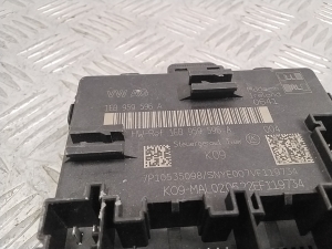 AUDI Q4 e-tron I (2021–2026) Rear side door control unit 1EB959596A - 3