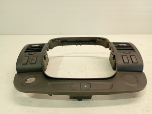 Opel Vivaro B (2014–2019) Dashboard trim 93453370 - 5