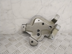 AUDI e-tron SUV (2018–2026) Front fender bracket 4KE821150 - 3