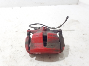AUDI A3 8V (2012–2020) Eesmine pidurisadul 8V0615124F - 4