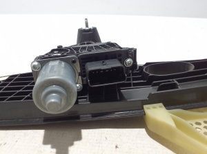 RENAULT 5- I (2024–2026) Rear side door window regulator 827210894R - 4