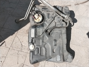 Ford Kuga (2012–2019) Kütusepaak ja selle osad FV419K007CB - 5