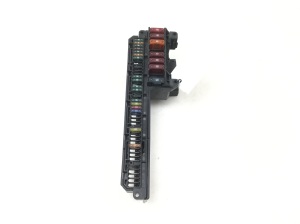 Interior fuse box - 15613290