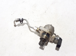 AUDI A3 8V (2012–2020) Pompe à carburant 06L127027B - 2