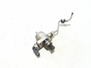 Pompe à carburant - 06L127027B