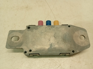 Jaguar XE (2015–2026) Antenas pastiprinātājs DPLA19C097BA - 3